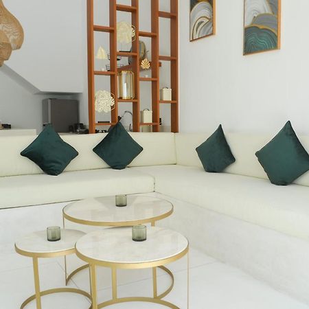 Villa Poppy Bumbak Canggu Екстериор снимка