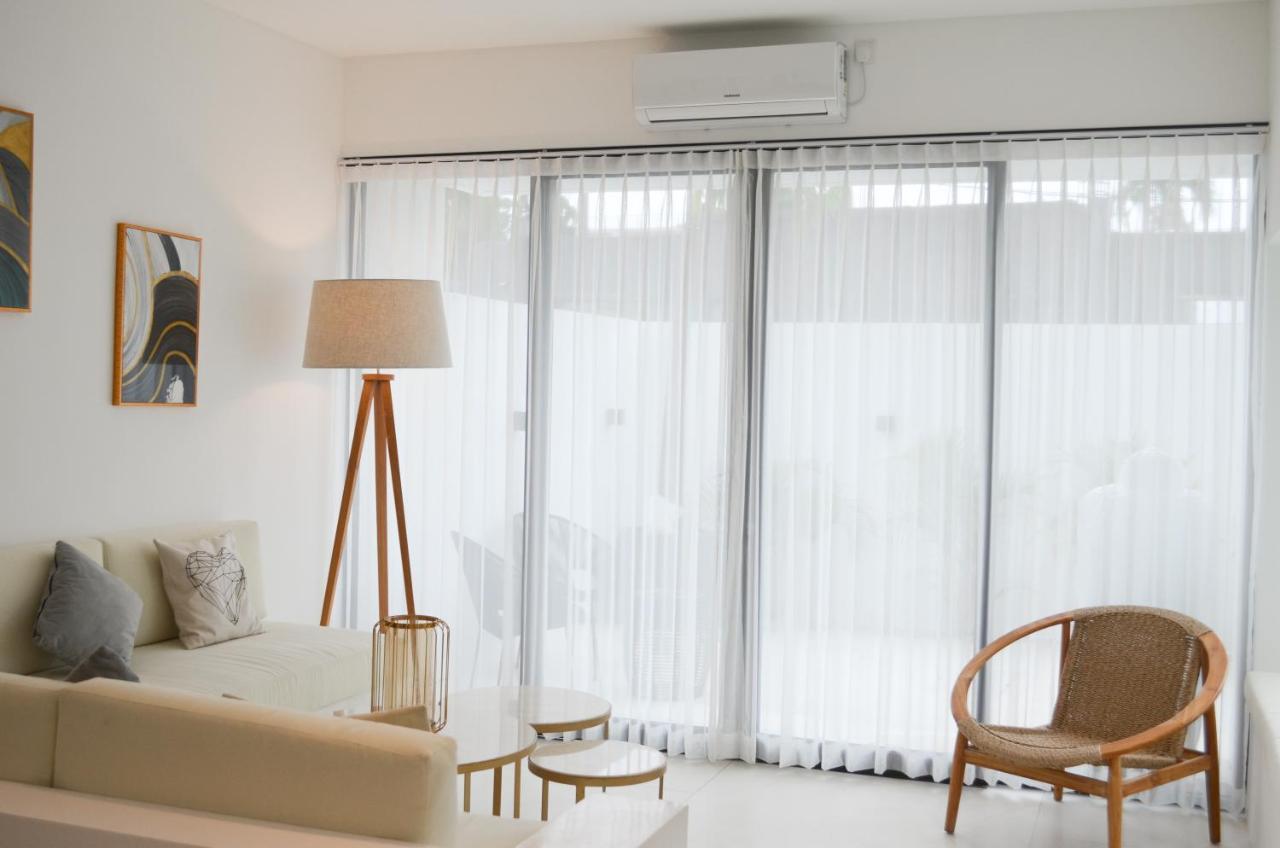 Villa Poppy Bumbak Canggu Екстериор снимка
