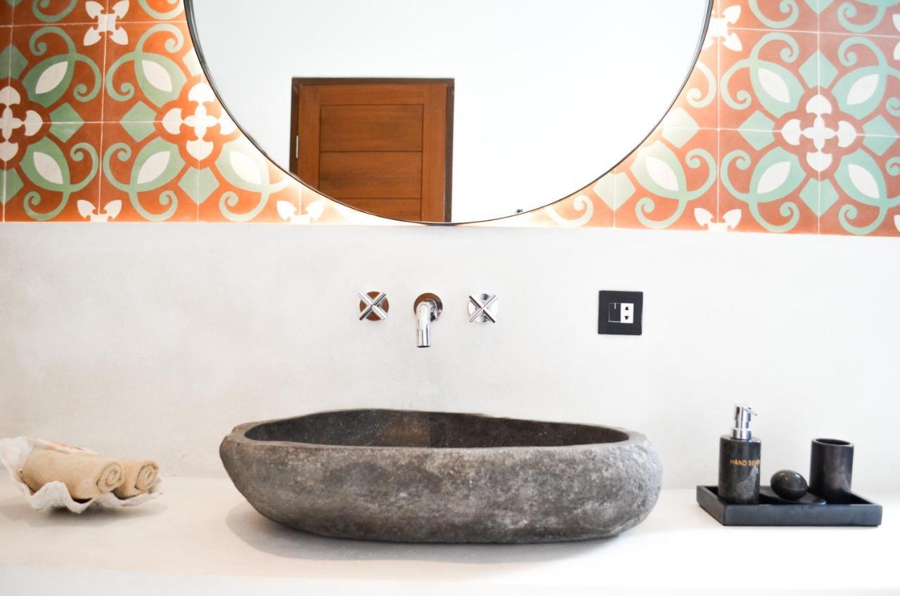 Villa Poppy Bumbak Canggu Екстериор снимка