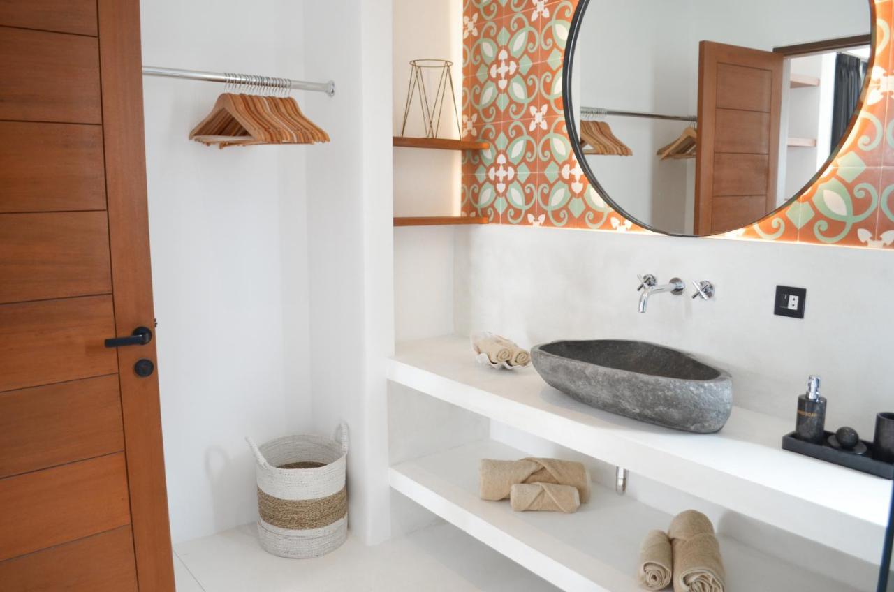 Villa Poppy Bumbak Canggu Екстериор снимка