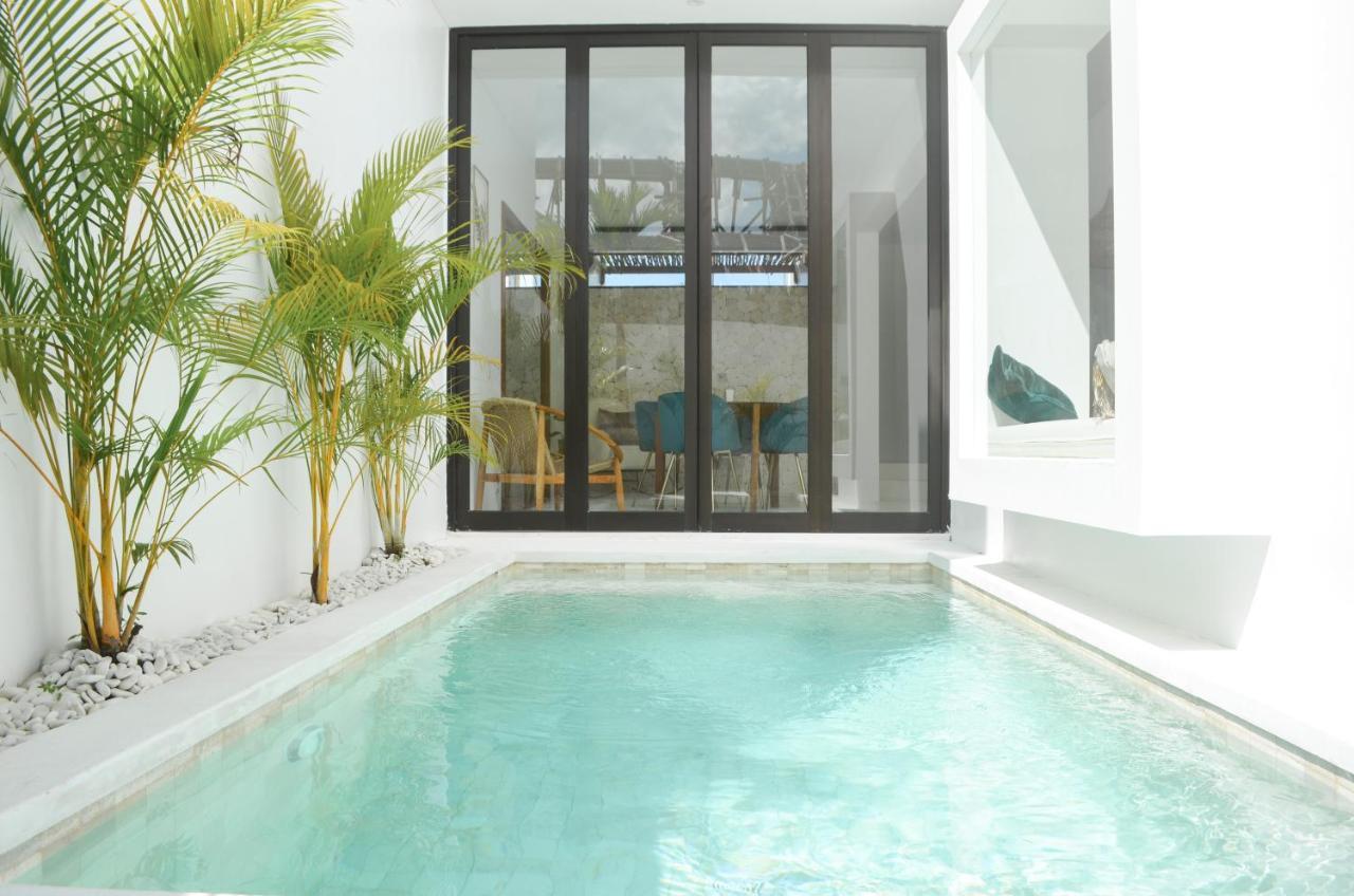 Villa Poppy Bumbak Canggu Екстериор снимка