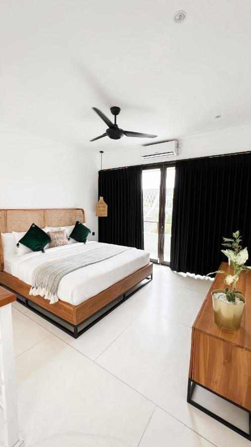 Villa Poppy Bumbak Canggu Екстериор снимка
